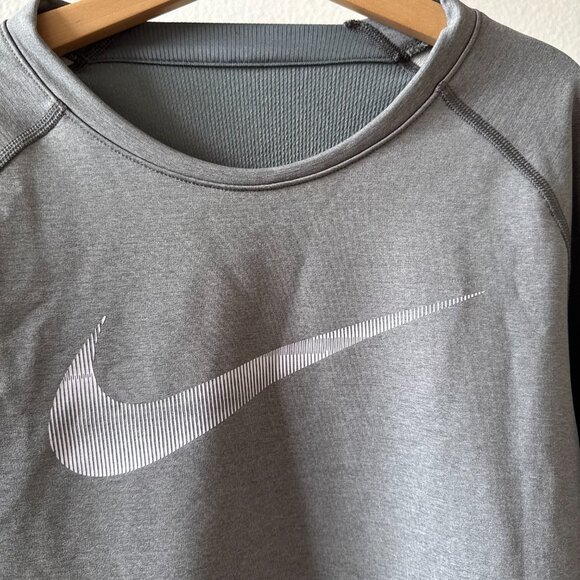 NWT Nike Pro Warm Long Sleeve Top Grey XL Youth Performance - Picture 3 of 14